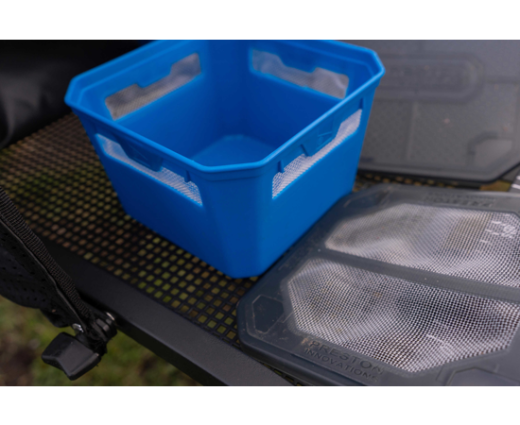 Preston Venta Window Tub